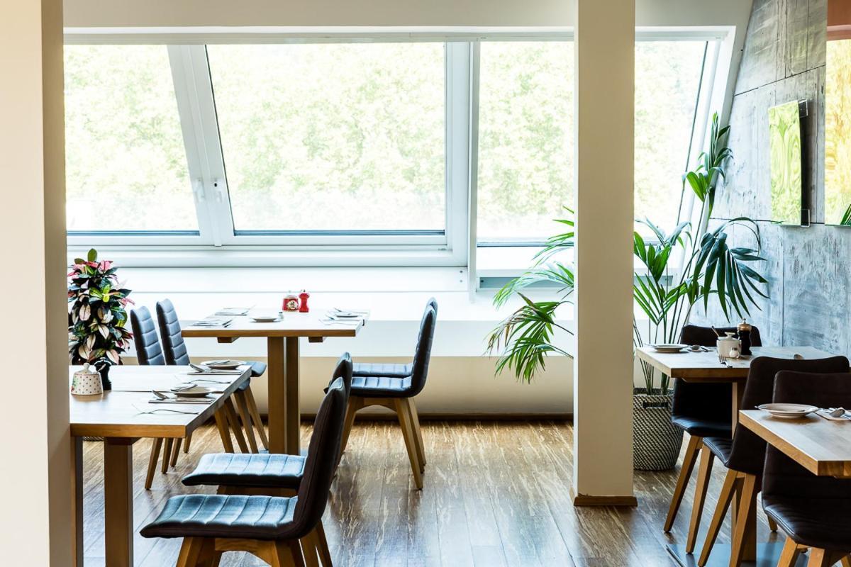 Restaurant Hotel Zum Storchen วัลด์เคียร์ช ภายนอก รูปภาพ