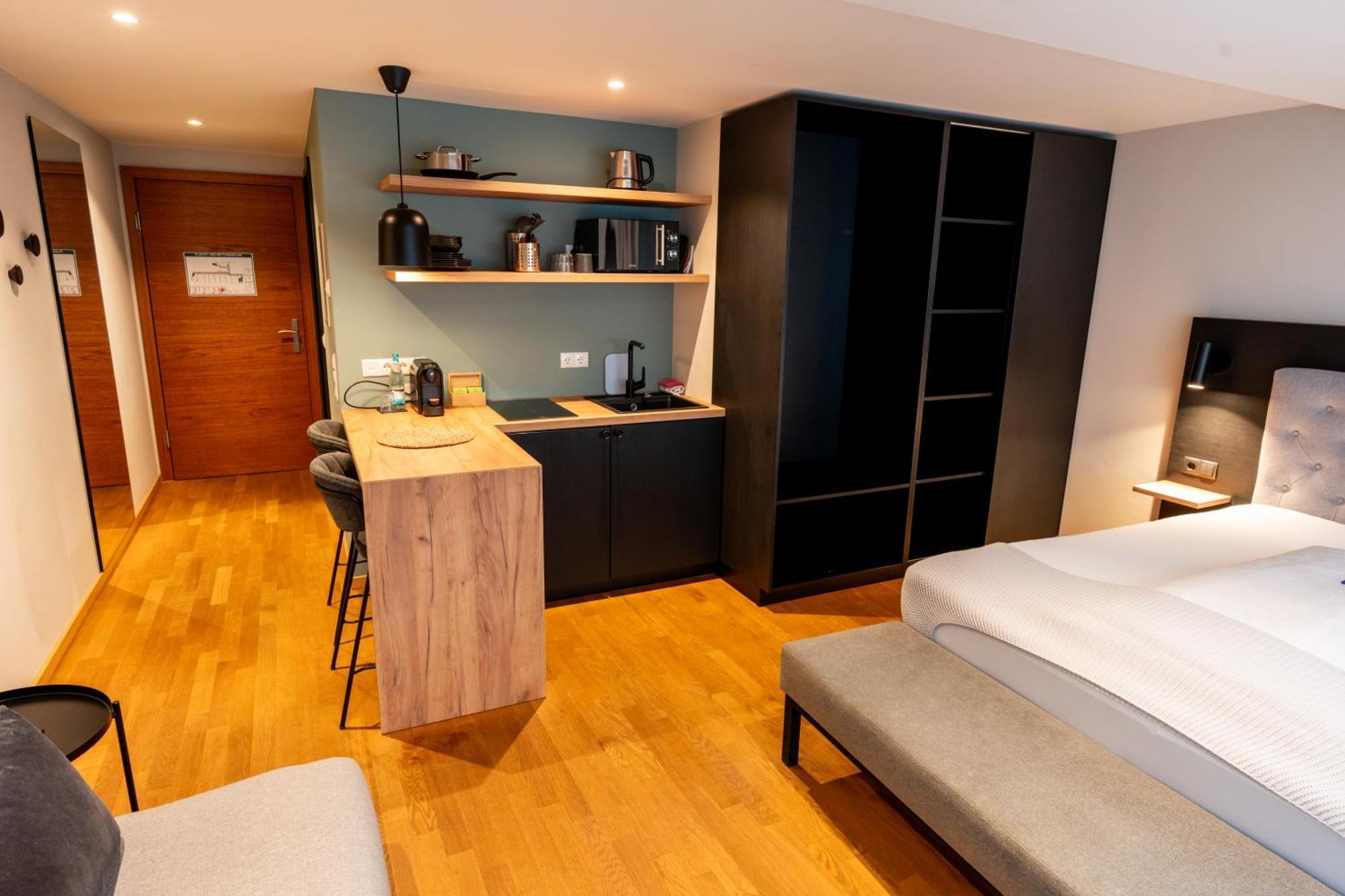 Restaurant Hotel Zum Storchen วัลด์เคียร์ช ภายนอก รูปภาพ